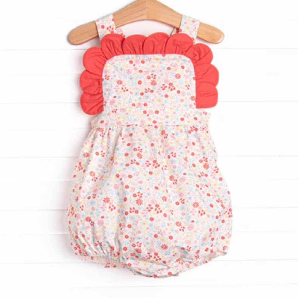 Petals and Poppies Scalloped Bubble